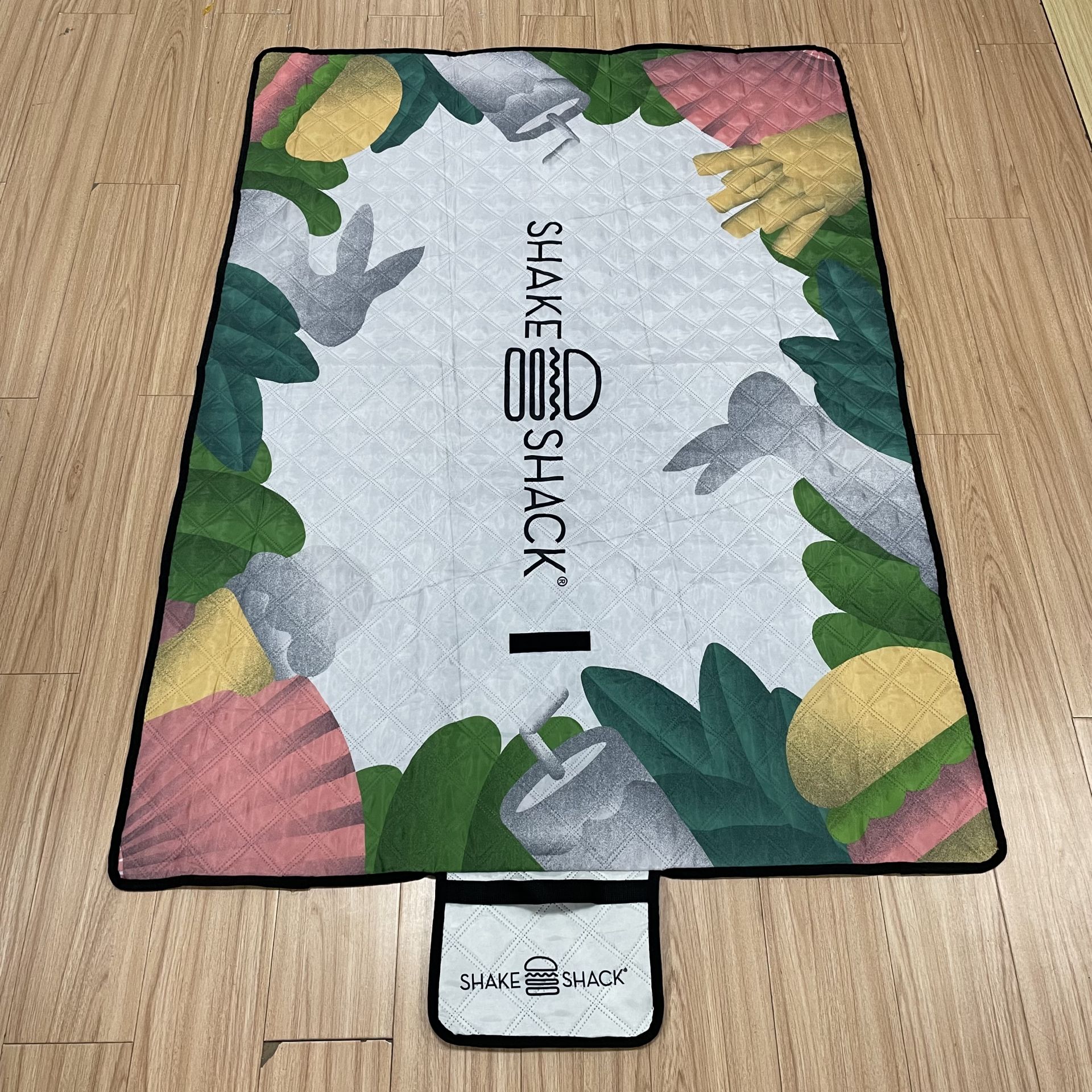 POLY PONGEE PICNIC MAT WITH ULTRA-SONIC QUILTING T